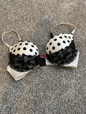 Victoria's Secret White & Black Polka Dot Lace Push-Up Bra
